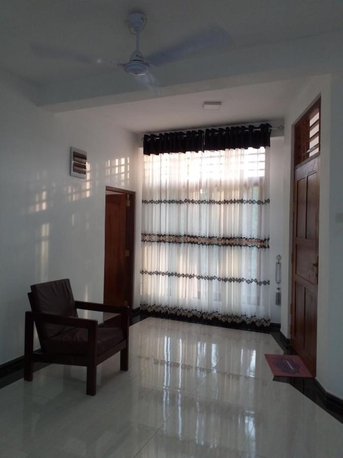 Mangohut Joy Apartman Anuradhapura Kültér fotó