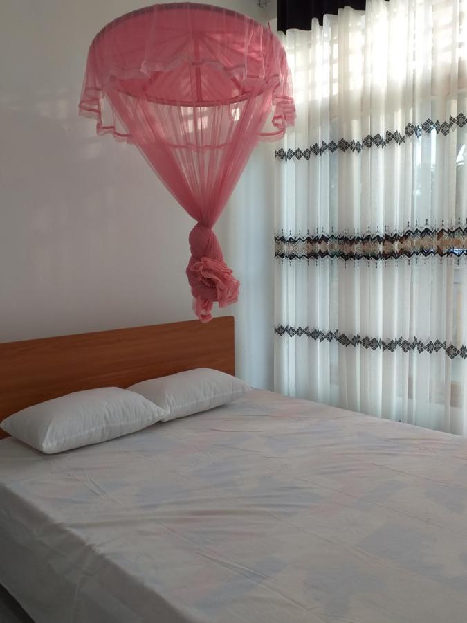 Mangohut Joy Apartman Anuradhapura Kültér fotó